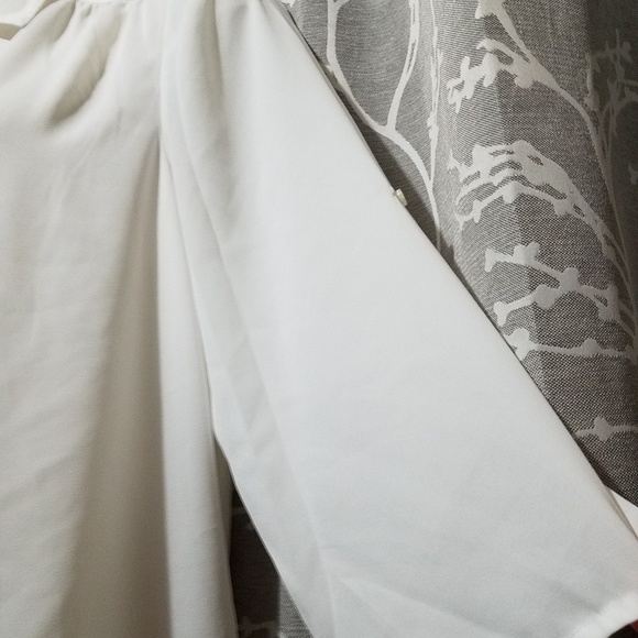 Layne Bryant blouse - Picture 7 of 8